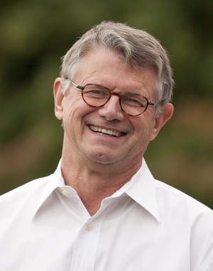 Steve Johnson headshot-small
